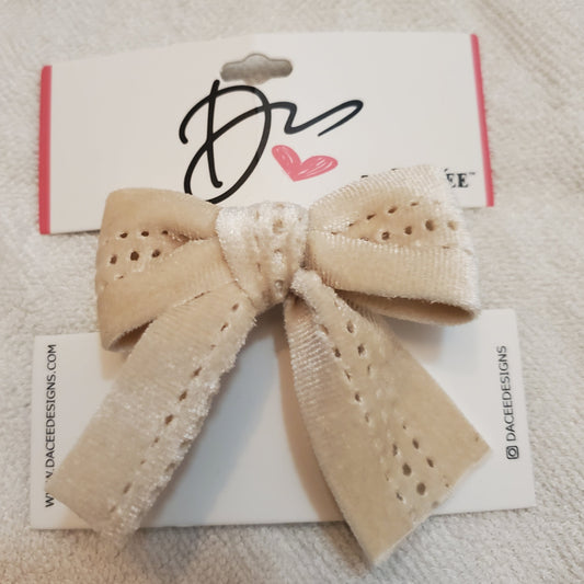Small Ivory Eyelet Velvet Bow Clip